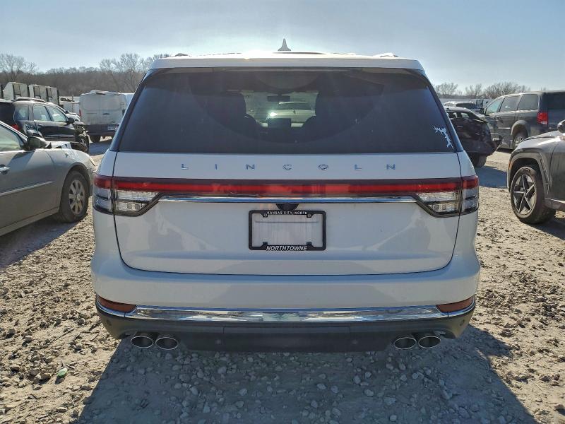Photo 6 from auction – 2023 LINCOLN AVIATOR RE with VIN 5LM5J7WC5PGL05064