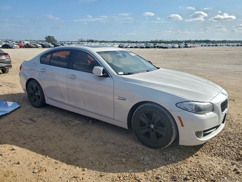 Photo 4 from auction – 2011 BMW 528 I with VIN WBAFR1C54BDS36320