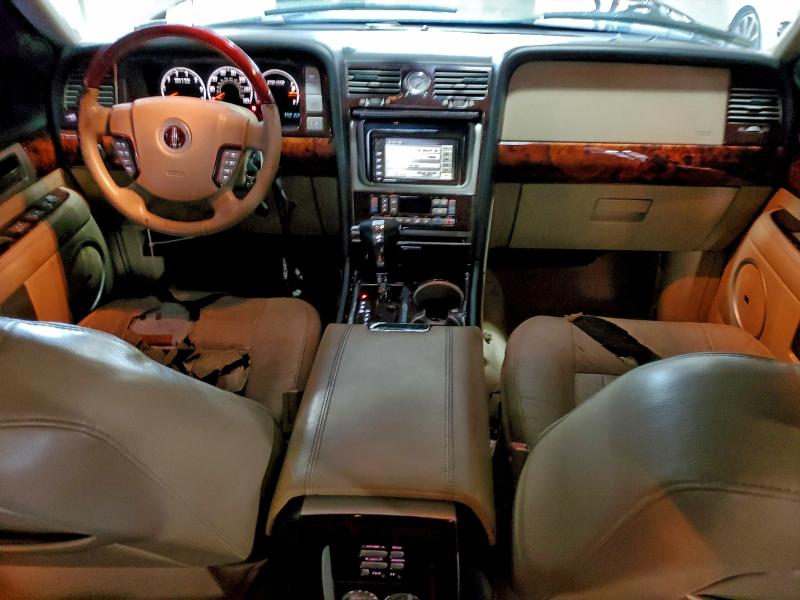Photo 8 from auction – 2006 LINCOLN NAVIGATOR with VIN 5LMFU27536LJ13680