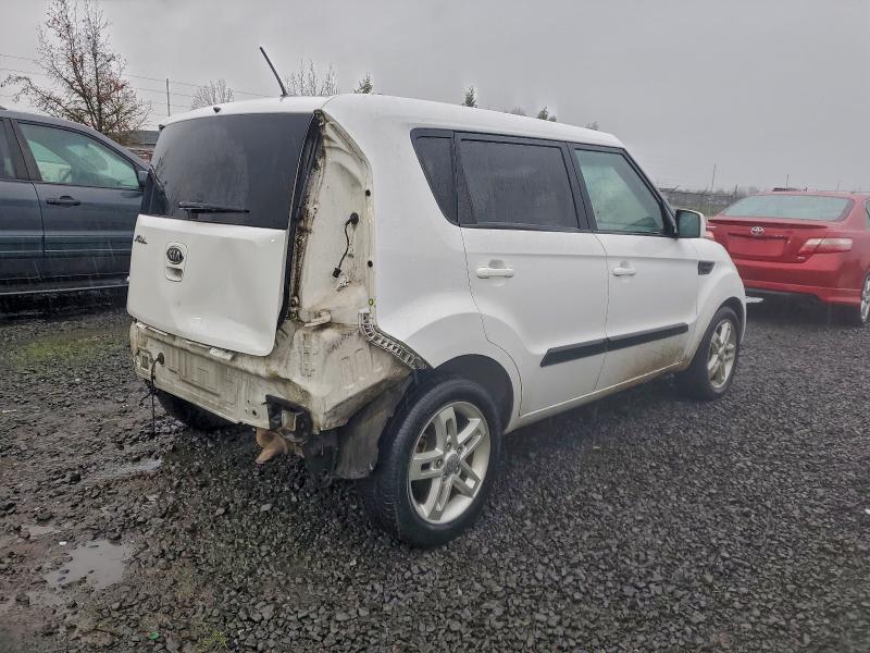 Снимка 3 от търг – 2011 KIA SOUL + с VIN KNDJT2A20B7706192