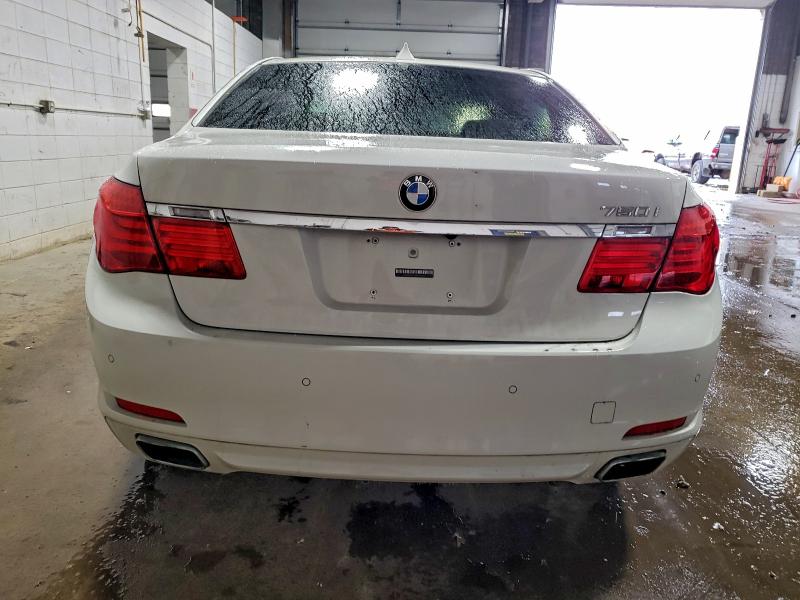 Photo 6 from auction – 2011 BMW 750 with VIN WBAKC6C54BC395342