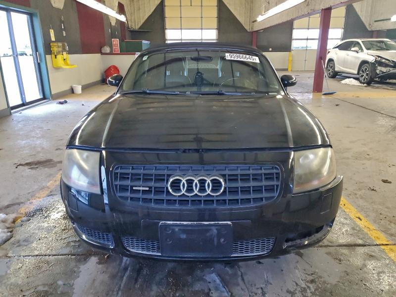 Photo 5 from auction – 2004 AUDI TT QUATTRO with VIN TRUUT28N341009365
