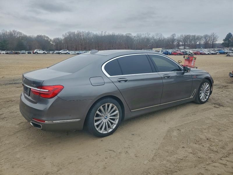 Photo 3 from auction – 2016 BMW 740 with VIN WBA7E2C54GG738644
