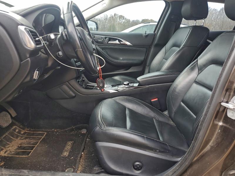 Photo 7 from auction – 2017 INFINITI QX30 BASE with VIN SJKCH5CR9HA034602
