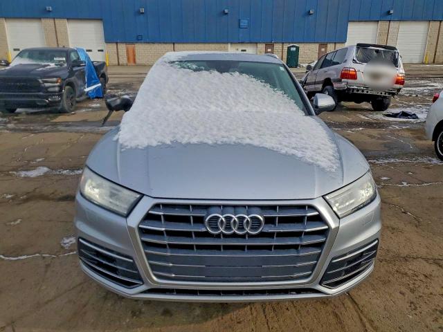 Photo 5 from auction – 2018 AUDI Q5 PREMIUM with VIN WA1ANAFY9J2140962