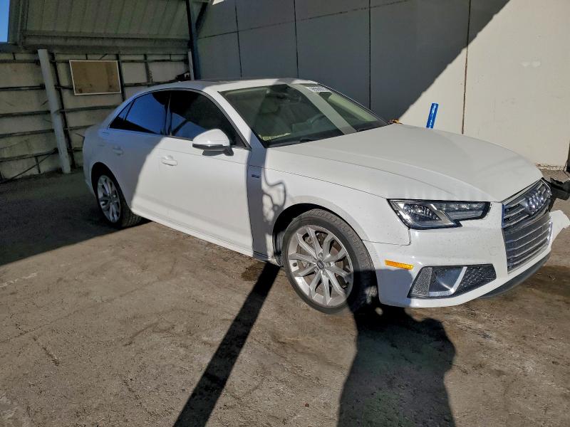 Photo 4 from auction – 2019 AUDI A4 with VIN WAUDNAF4XKN020343