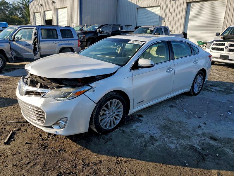 TOYOTA AVALON HYB 2015 with VIN 4T1BD1EB3FU043211 - Photo from auction