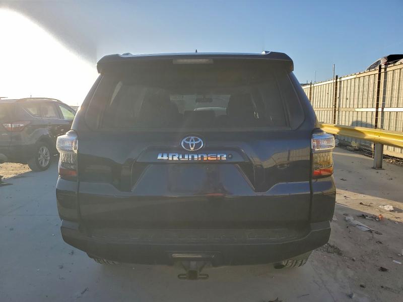 Photo 6 from auction – 2015 TOYOTA 4RUNNER SR with VIN JTEZU5JR4F5104309