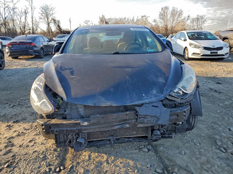 Photo 5 from auction – 2013 HYUNDAI ELANTRA GL with VIN 5NPDH4AE2DH444792