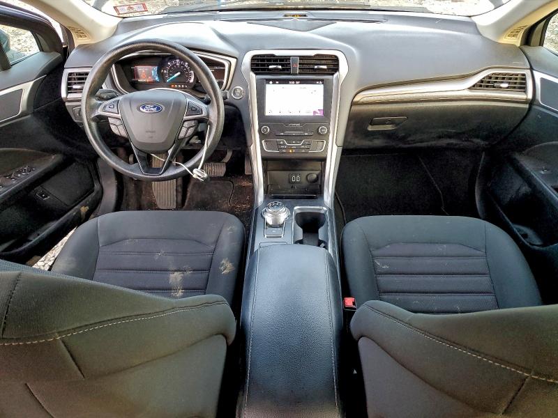 Photo 8 from auction – 2019 FORD FUSION SE with VIN 3FA6P0LU3KR125572