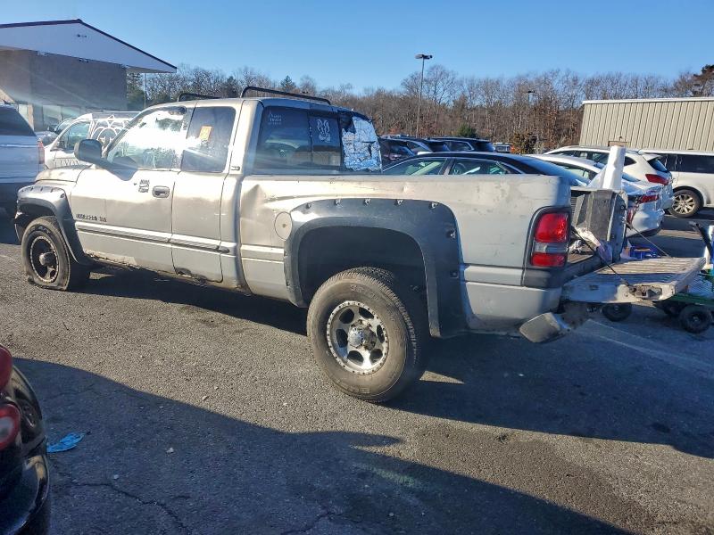 Photo 2 from auction – 2001 DODGE RAM 2500 with VIN 3B7KC23Z81G205407