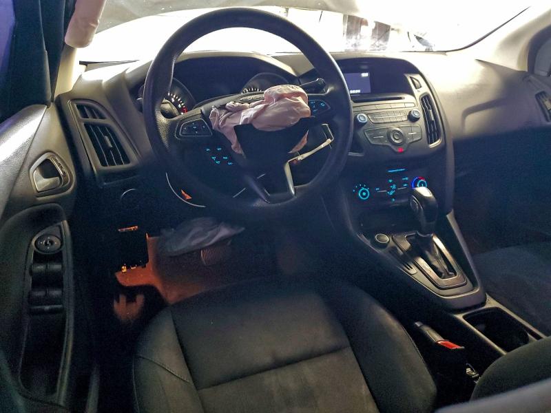 Photo 8 from auction – 2016 FORD FOCUS SE with VIN 1FADP3K21GL316812