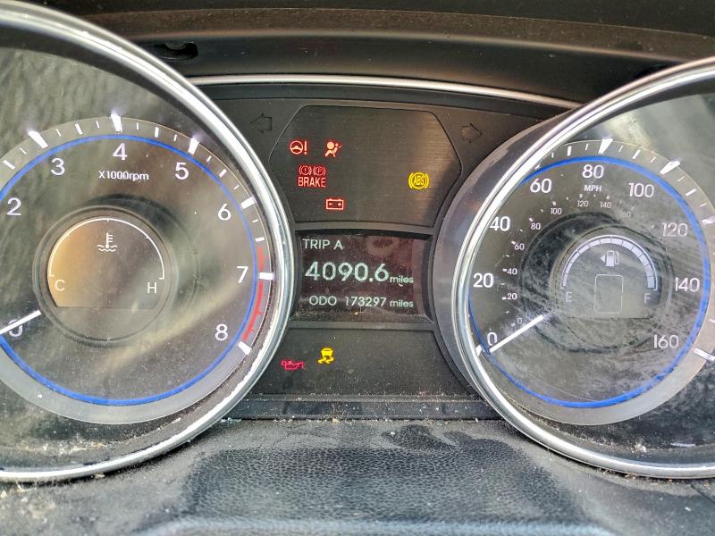 Photo 9 from auction – 2014 HYUNDAI SONATA GLS with VIN 5NPEB4AC8EH907539