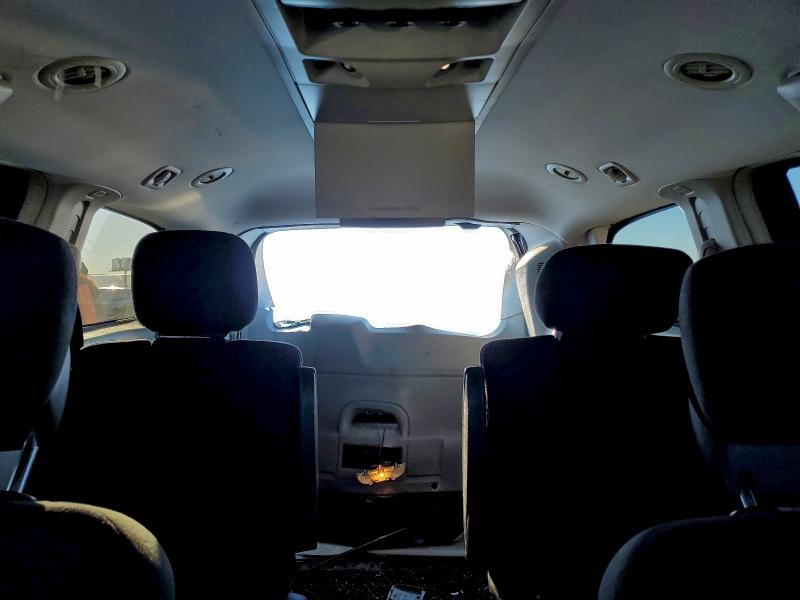 Photo 10 from auction – 2011 CHRYSLER TOWN & COUNTRY with VIN 2A4RR5DG6BR719967
