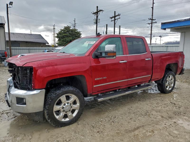 CHEVROLET SILVERADO 2019 with VIN 1GC1KTEY4KF142267 - Photo from auction