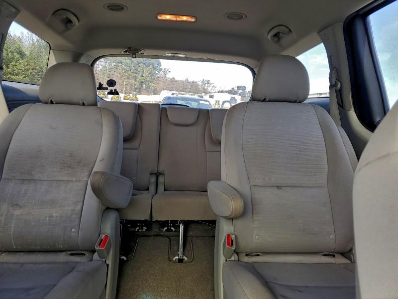 Photo 10 from auction – 2015 KIA SEDONA with VIN KNDMB5C19F6017687