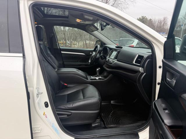 Photo 5 from auction – 2014 TOYOTA HIGHLANDER with VIN 5TDJKRFH7ES035283