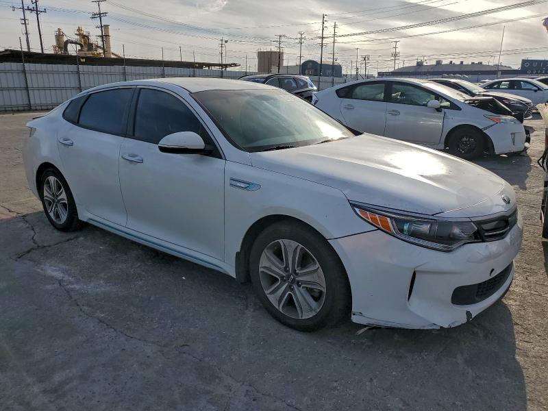 Photo 4 from auction – 2017 KIA OPTIMA PLU with VIN KNAGV4LD4H5018602