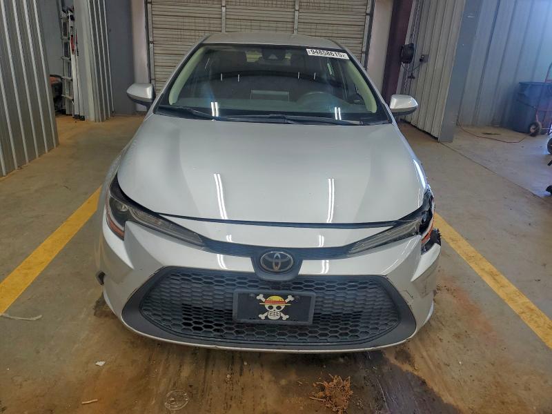 Photo 5 from auction – 2020 TOYOTA COROLLA LE with VIN JTDEPRAE2LJ101068