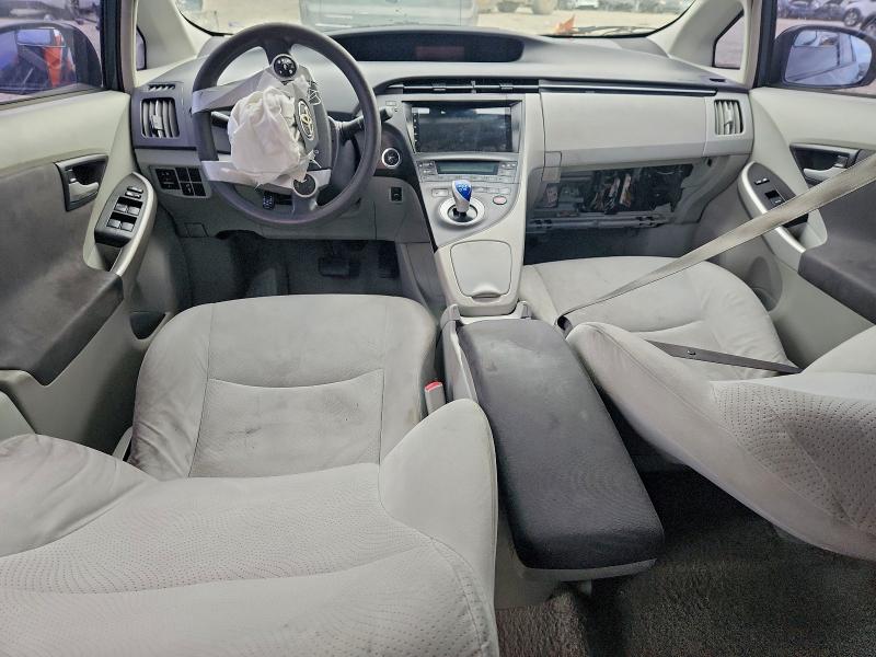 Photo 8 from auction – 2011 TOYOTA PRIUS with VIN JTDKN3DU1B5313069