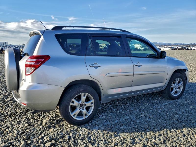 Photo 3 from auction – 2011 TOYOTA RAV4 with VIN 2T3BF4DV6BW129069