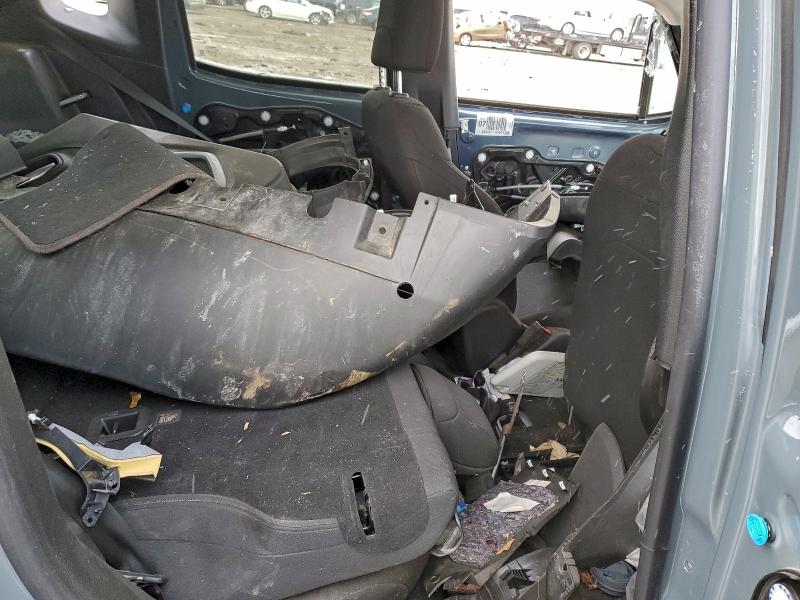 Photo 11 from auction – 2018 JEEP RENEGADE with VIN ZACCJBAB4JPJ57593