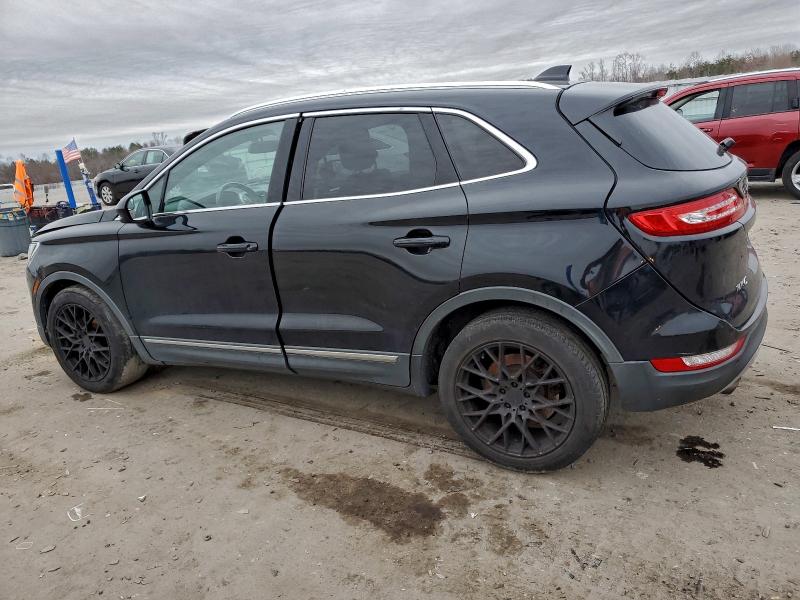 Photo 2 from auction – 2017 LINCOLN MKC PREMIE with VIN 5LMCJ1C91HUL23528