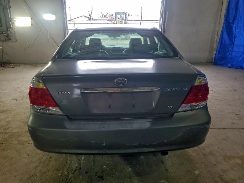 Photo 6 from auction – 2005 TOYOTA CAMRY LE with VIN 4T1BF30K35U590376