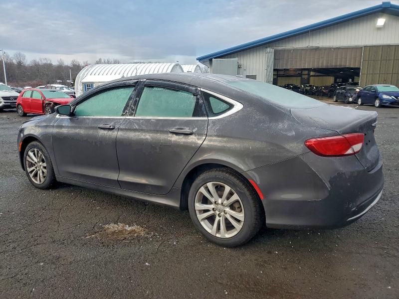 Photo 2 from auction – 2015 CHRYSLER 200 LIMITE with VIN 1C3CCCAB3FN559161