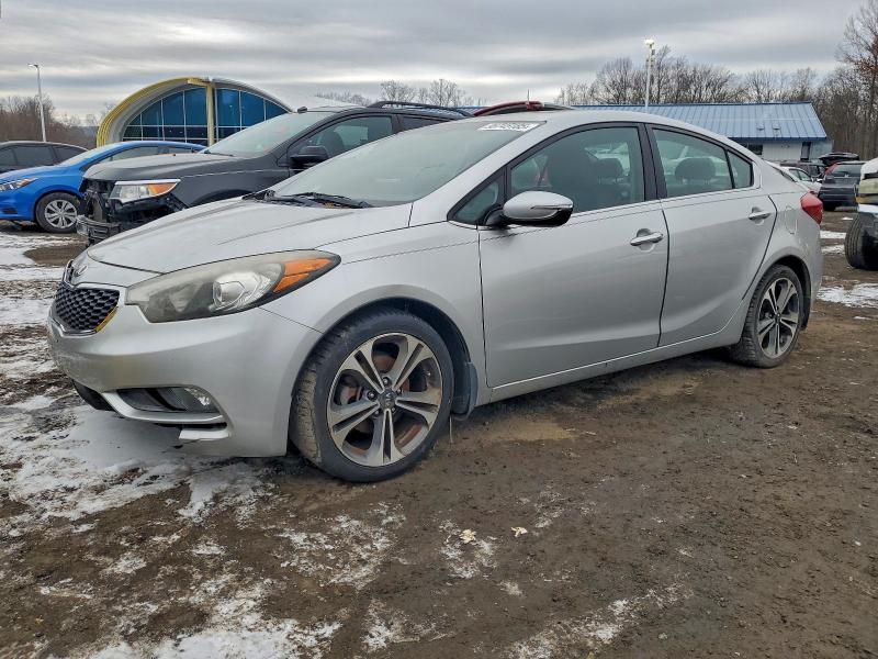 Foto 1 de la subasta – 2015 KIA FORTE con VIN KNAFZ4A82F5265510