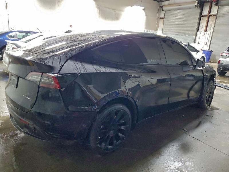Photo 3 from auction – 2021 TESLA MODEL Y with VIN 5YJYGDEE5MF183266