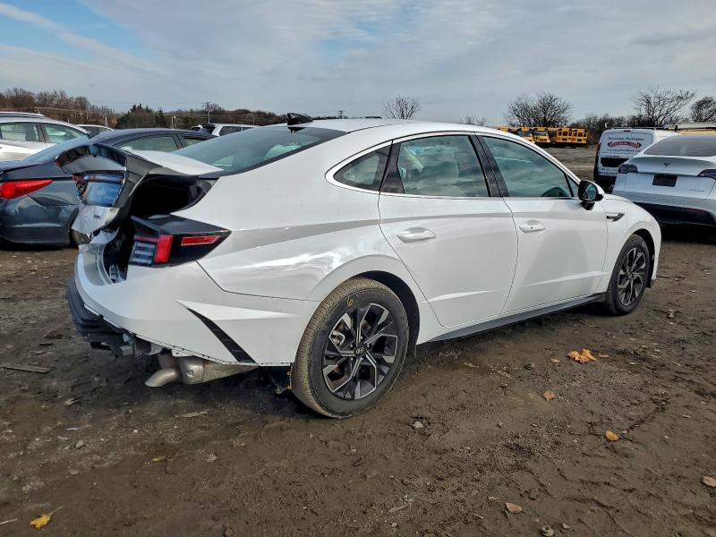 Photo 3 from auction – 2025 HYUNDAI SONATA SEL with VIN KMHL64JA1SA482139