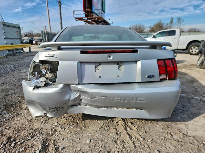 Photo 6 from auction – 2001 FORD MUSTANG with VIN 1FAFP40471F155178