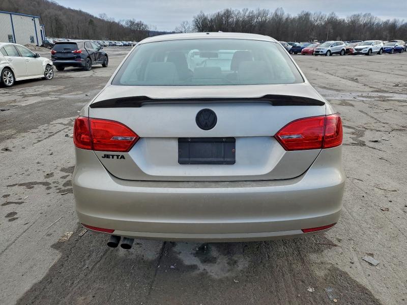 Photo 6 from auction – 2013 VOLKSWAGEN JETTA BASE with VIN 3VW1K7AJ0DM237604