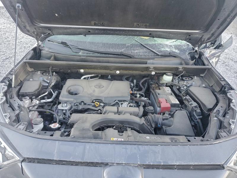 Photo 12 from auction – 2020 TOYOTA RAV4 XLE with VIN JTMP1RFV3LD526459