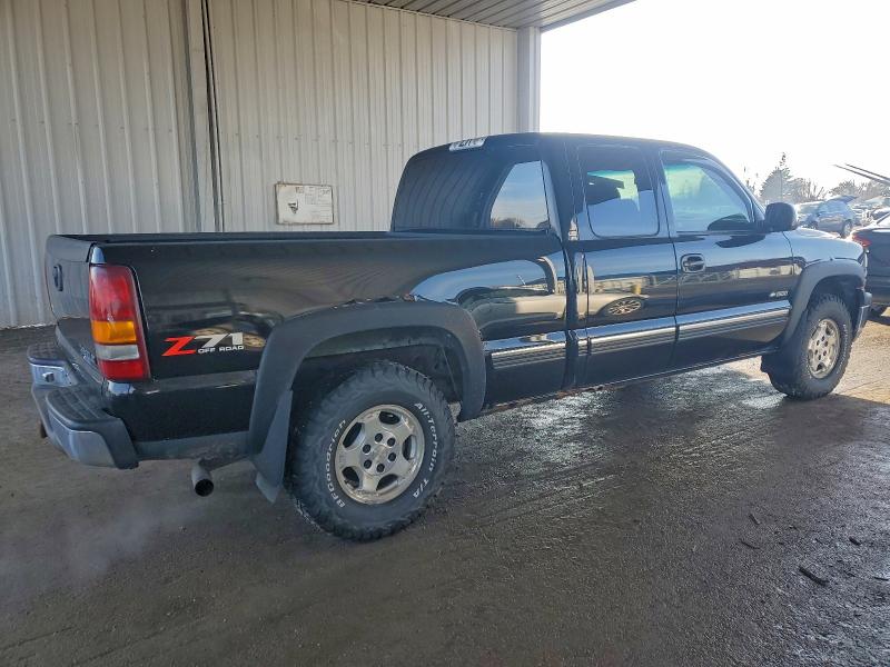 Photo 3 from auction – 2001 CHEVROLET SILVERADO with VIN 1GCEK19T71Z232322