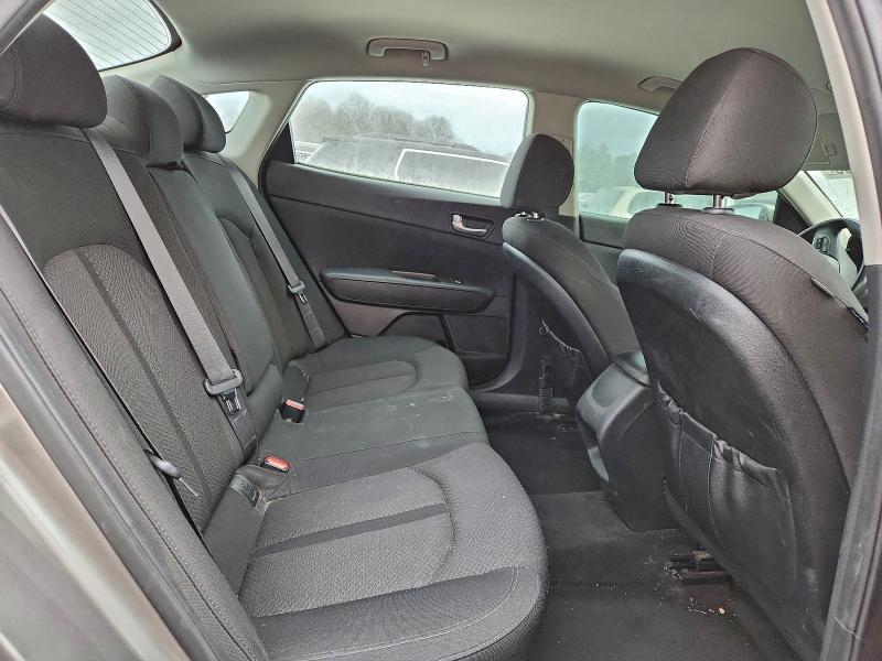 Photo 10 from auction – 2018 KIA OPTIMA LX with VIN 5XXGT4L37JG259684