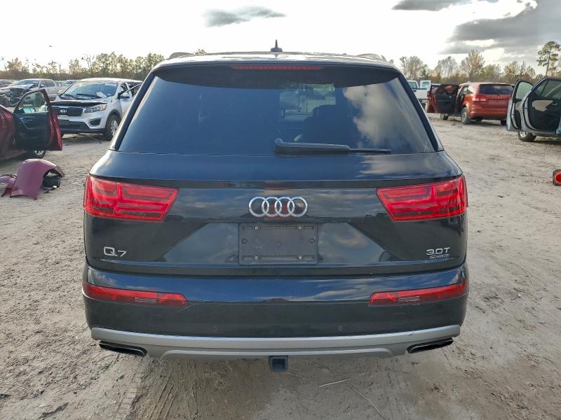 Photo 6 from auction – 2018 AUDI Q7 PRESTIG with VIN WA1VAAF74JD042883
