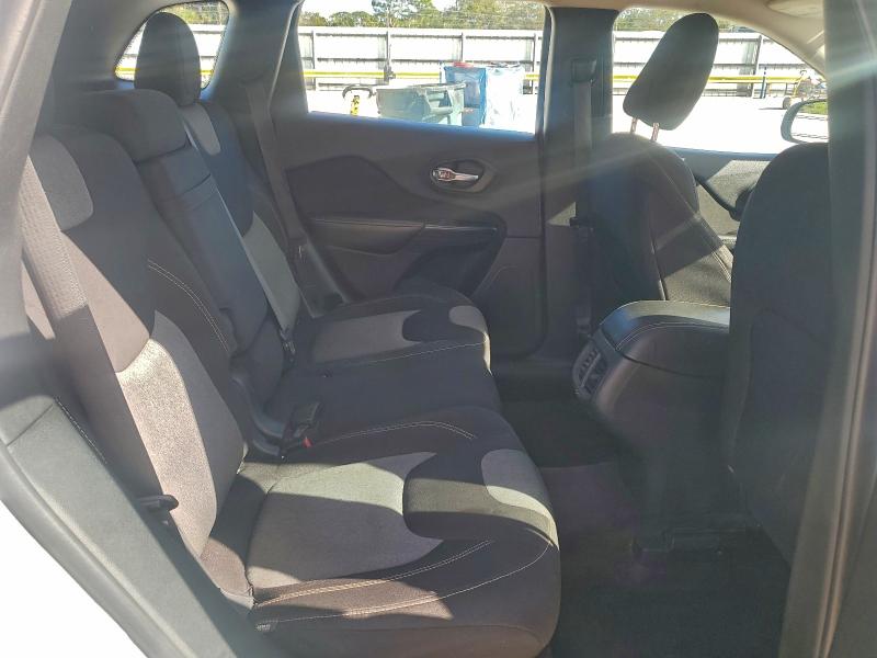 Photo 11 from auction – 2016 JEEP CHEROKEE S with VIN 1C4PJLAB1GW258077