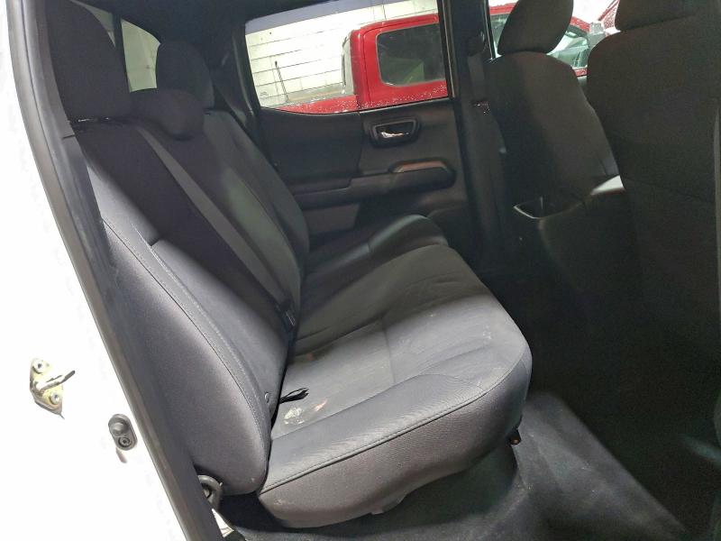 Photo 10 from auction – 2017 TOYOTA TACOMA DOU with VIN 3TMCZ5AN2HM076192