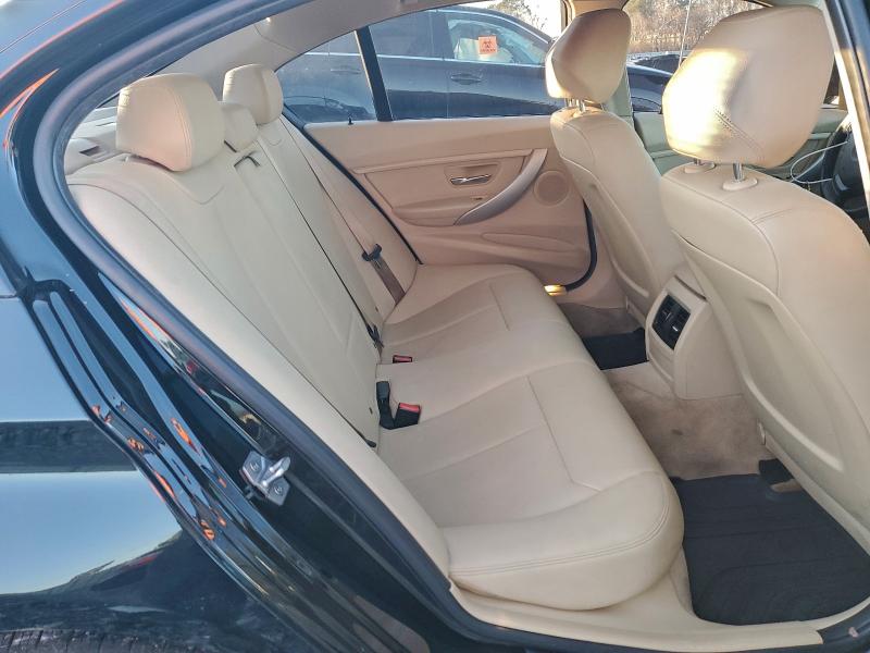 Photo 10 from auction – 2016 BMW 320 with VIN WBA8A9C57GK617628