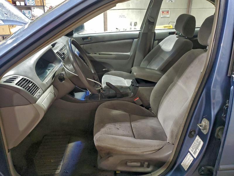 Photo 7 from auction – 2003 TOYOTA CAMRY LE with VIN 4T1BE32K93U748930