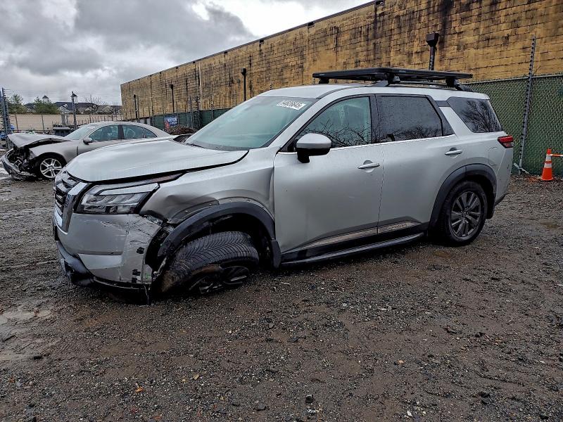 NISSAN PATHFINDER 2022 with VIN 5N1DR3BC0NC239422 - Photo from auction