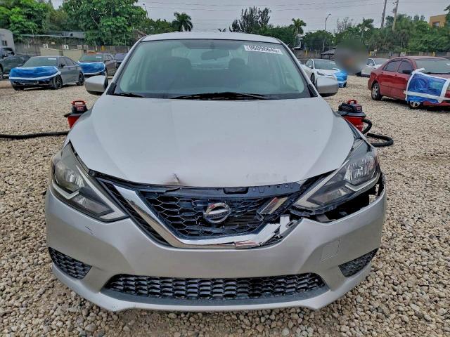 Photo 5 from auction – 2017 NISSAN SENTRA with VIN 3N1AB7AP4HL682935