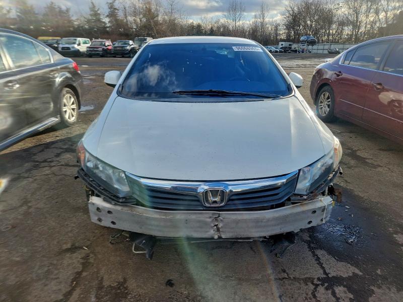 Photo 5 from auction – 2012 HONDA CIVIC LX with VIN 2HGFB2F58CH586273