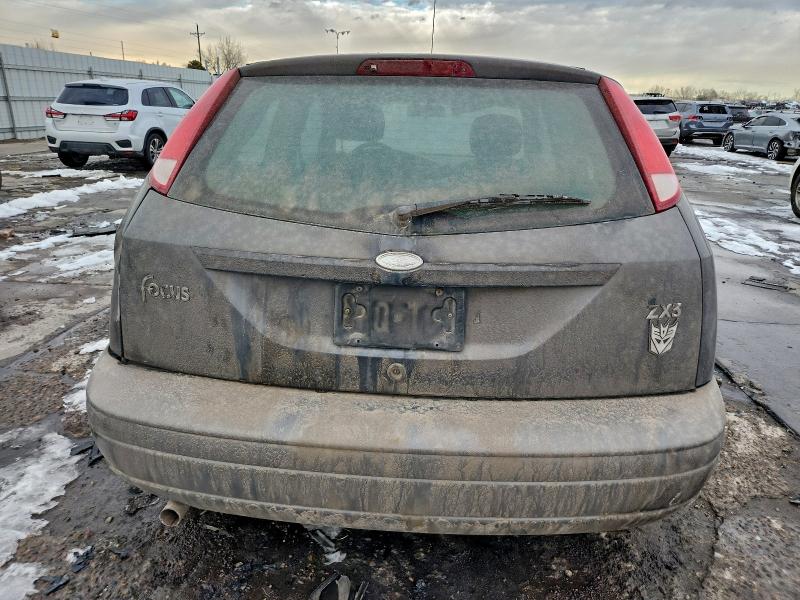 Photo 6 from auction – 2004 FORD FOCUS SVT with VIN 3FAFP31374R104920