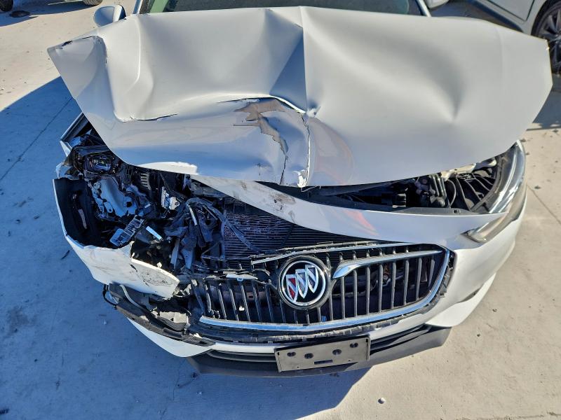 Photo 11 from auction – 2018 BUICK REGAL with VIN W04GP6SX4J1066760