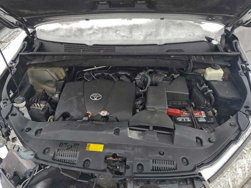 Photo 12 from auction – 2018 TOYOTA HIGHLANDER with VIN 5TDBZRFH5JS872530