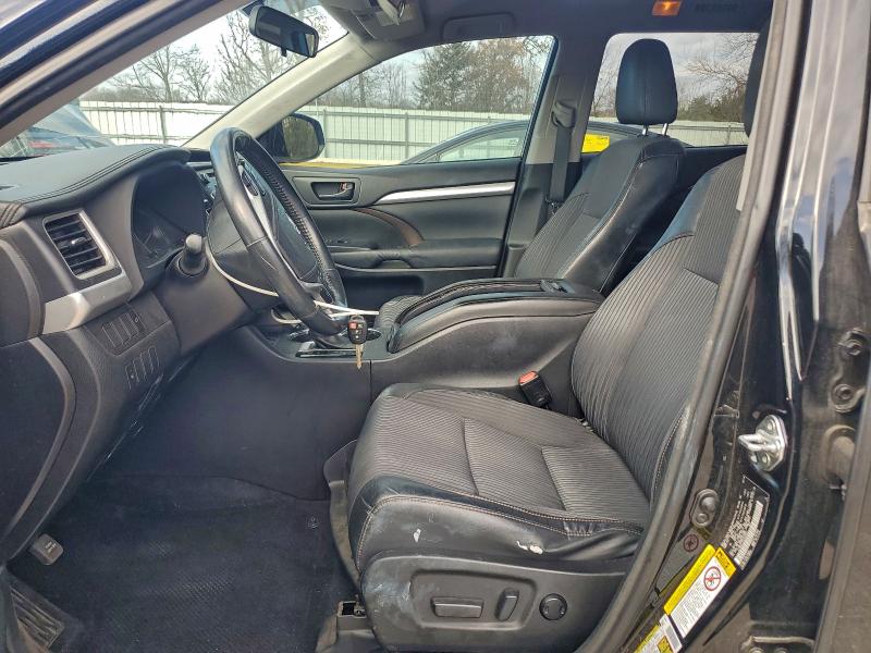 Photo 7 from auction – 2014 TOYOTA HIGHLANDER with VIN 5TDBKRFH0ES038661