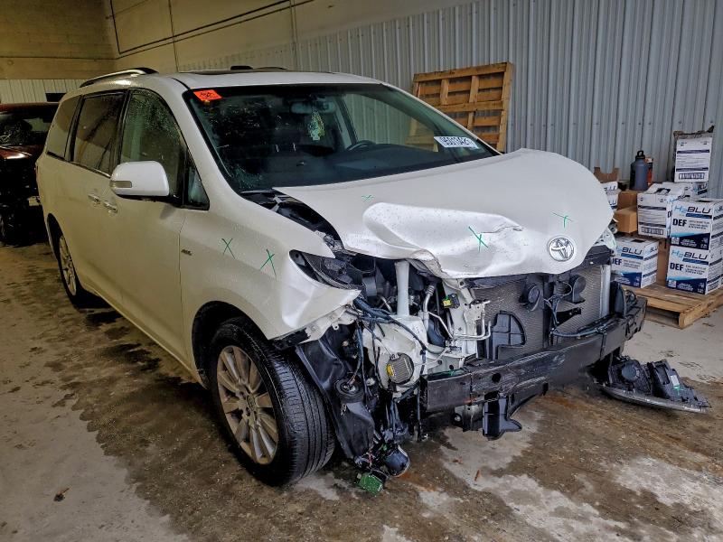 Photo 4 from auction – 2017 TOYOTA SIENNA XLE with VIN 5TDDZ3DC8HS180527